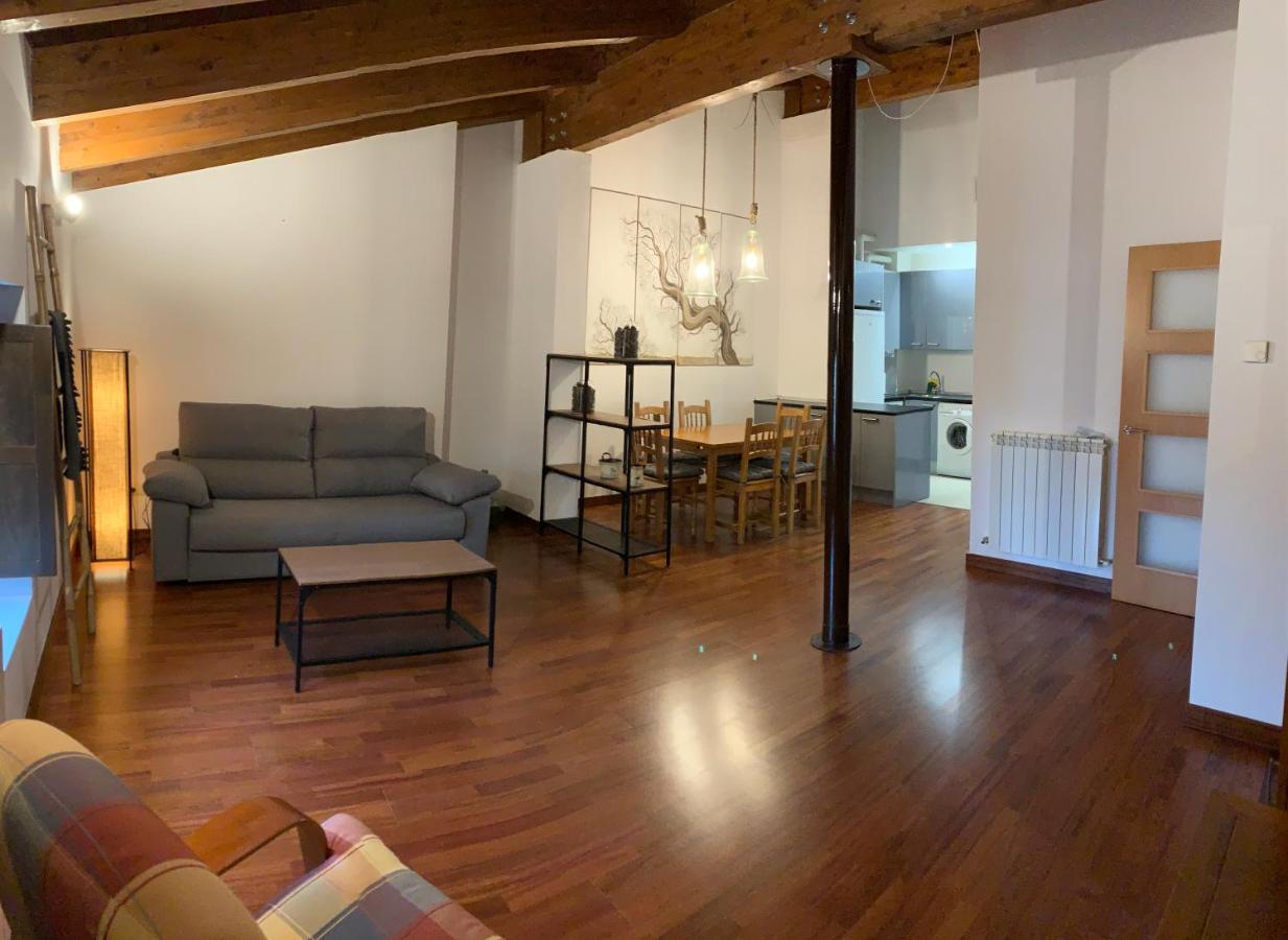 Apartamento Atico Jaca Centro Exterior foto