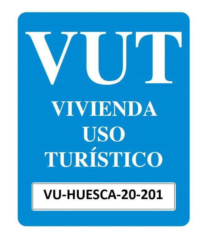 Apartamento Atico Jaca Centro Exterior foto